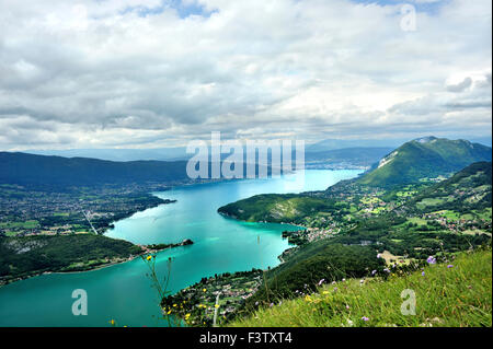 Annecy, città nelle Alpi francesi, Route des Grandes Alpes, sulle Alpi francesi, Francia Foto Stock