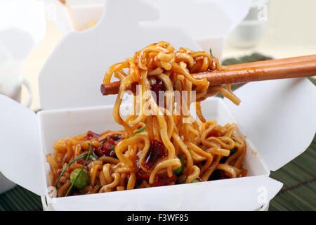 Tenere lontano il barbecue tagliatelle Foto Stock