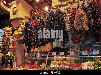 Il mercato delle spezie di Istanbul Foto Stock