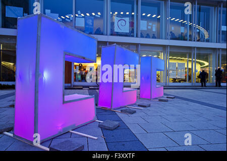 Lettere luminose, il Centro Congressi di Berlino Foto Stock