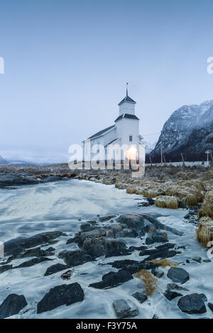Piccola chiesa in Norvegia Foto Stock