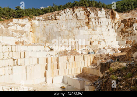 Foto di marmo bianco cava in Thassos Foto Stock