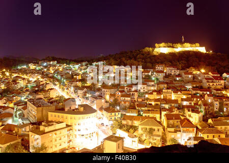 Adriatico città di Sibenik vista notturna Foto Stock