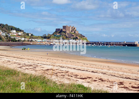 La fortezza di Mont Orgueil (Gorey) Castello sulla Jersey East coast Foto Stock