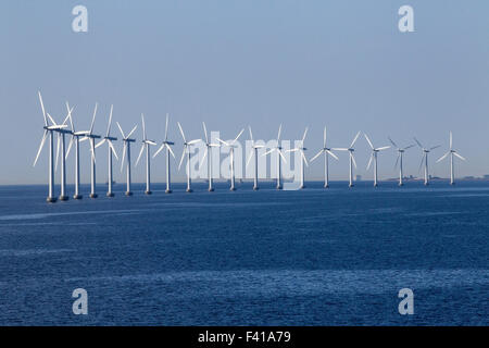 Middelgrunden fattoria eolica per la produzione di energia, Copenhagen, Danimarca Foto Stock