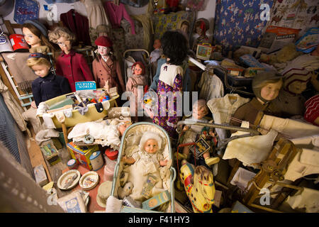 Regno Unito, Inghilterra, Shropshire, craven arms, Market Street, terra di contenuto perso museum, la bambola presentano Foto Stock