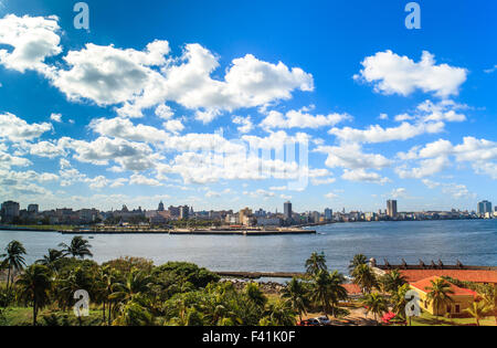 Caraibi Cuba Havana skyline e porto Foto Stock