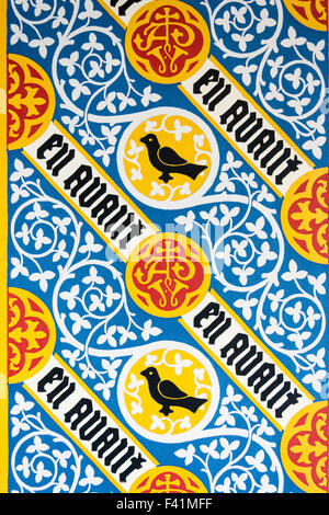 Modello della 'En avant " carta da parati stile utilizzato nella casa costruita da Pugin chiamato 'The Grange" a Ramsgate, Inghilterra. Pattern in blu, rosso e giallo. Foto Stock