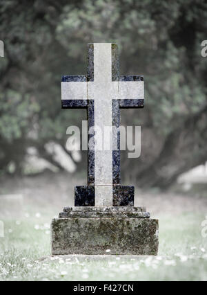 Molto vecchie lapidi del cimitero, Cornwall Foto Stock