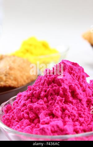 Più holi colori nel recipiente Foto Stock