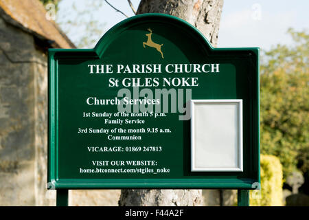 Giles Church information board, Noke, Oxfordshire, England, Regno Unito Foto Stock