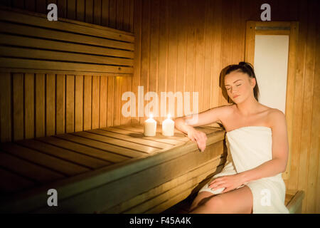 Pretty Woman il relax nella sauna Foto Stock