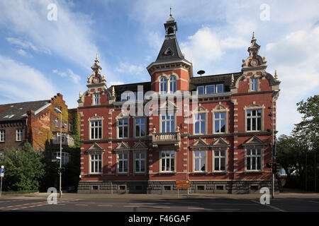 Ehemaliges Rathaus an der Toenisvorster Strasse in Viersen-Suechteln, Niederrhein, Renania settentrionale-Vestfalia Foto Stock