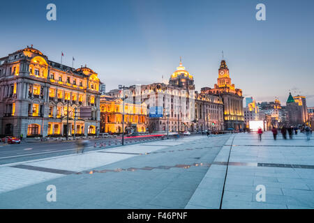 Bella shanghai bund in nightfall Foto Stock