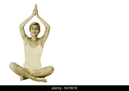 Immagine composita di montare la donna fare yoga Foto Stock