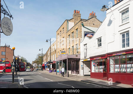 Highgate High Street, Highgate, London Borough of Haringey, Greater London, England, Regno Unito Foto Stock