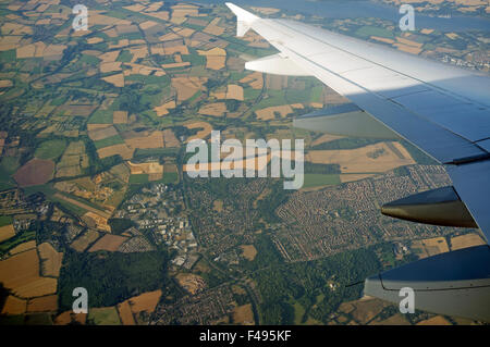 Germanwings Airbus A319 sorvolano Martlesham, Suffolk sul tragitto per l'aeroporto di Stansted Foto Stock