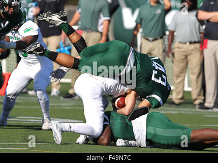 Ottobre 03, 2015: Portland State Vikings sicurezza Rothstein Nick (43) arriva a combattere contro il North Dakota Fighting Sioux e il Portland State Vikings a Hillsboro Stadium, Portland, O Foto Stock