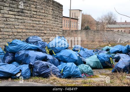 rifiuti illegali Foto Stock