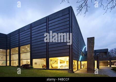 Il Museum Bochum nel crepuscolo, Germania. Foto Stock