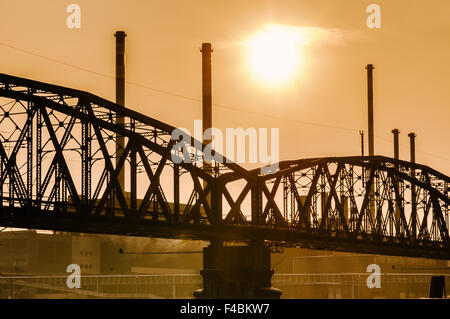 Ponte sul tardo pomeriggio Foto Stock