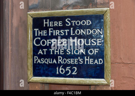 17th secolo Coffee house segno, il Jamaica Wine House Pub, St Michael's Alley, City of London, Greater London, Inghilterra, Regno Unito Foto Stock