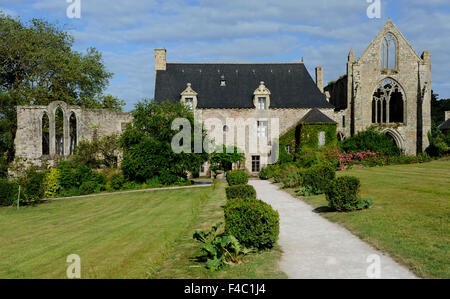 Abbaye de Beauport,le rovine della cappella e batiment au Duc,Paimpol,Cotes-d'Armor,Bretagne,Brittany,Francia Foto Stock