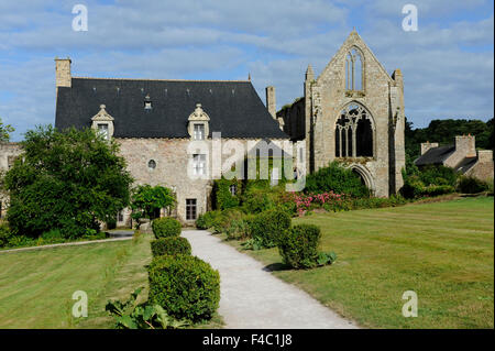 Abbaye de Beauport,le rovine della cappella e batiment au Duc,Paimpol,Cotes-d'Armor,Bretagne,Brittany,Francia Foto Stock