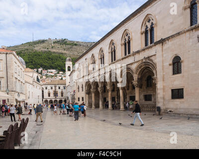 Palazzo del Rettore edificio storico nella città vecchia 'Stari Grad' di Dubrovnik Croazia, ora un museo Foto Stock