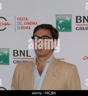 Roma, Italia. 16 ottobre, 2015. Antonio Monda, direttore artistico del decimo Roma Film Fest a una foto per il giorno di apertura. Foto Stock