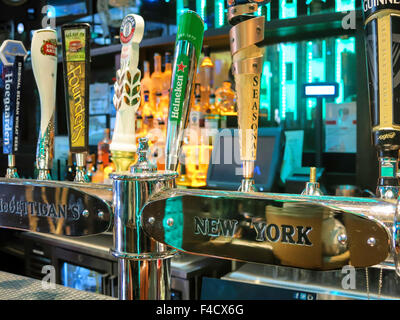 McGettigan's Irish Pub, NYC, STATI UNITI D'AMERICA Foto Stock