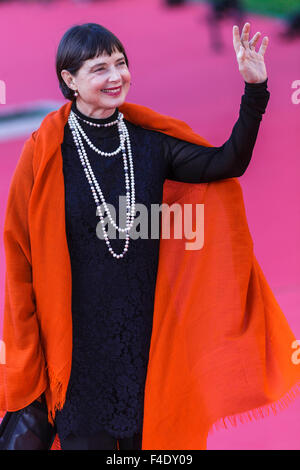 Roma, Italia. Xvi oct, 2015. Attrice Italiana Isabella Rossellini celebra il centesimo anniversario della nascita di Ingrid Bergman, Isabella della madre, al decimo Roma Film Fest presso Auditorium Parco della Musica di Roma. © Giuseppe Ciccia/Pacific Press/Alamy Live News Foto Stock