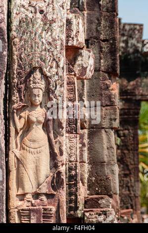 Apsara stone carving al tempio Foto Stock