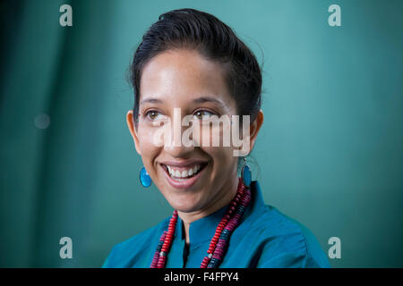 Bidisha, il British Indian emittente e giornalista, all'Edinburgh International Book Festival 2015. Foto Stock