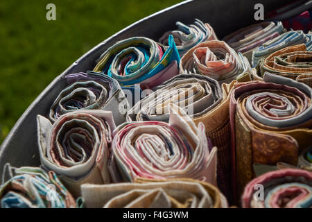 Tessuto sul display in un paese store, Bird-In-mano, Pennsylvania, STATI UNITI D'AMERICA Foto Stock