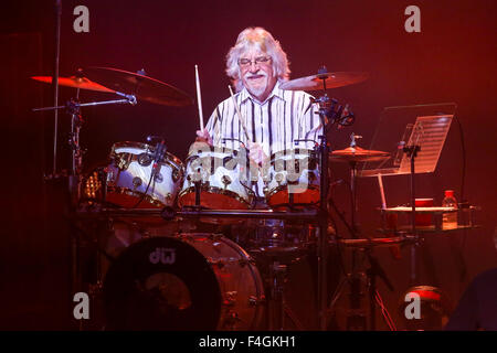 La Moody Blues portare loro 2014 Tour alla Durham Performing Arts Center di Durham, NC. La Moody Blues sono costituiti da membri originali Graeme Edge, Justin Hayward, e John Lodge. Foto Stock