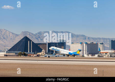 Sistema Allegiant di decollare da Las Vegas all'Aeroporto Internazionale di McCarran Foto Stock