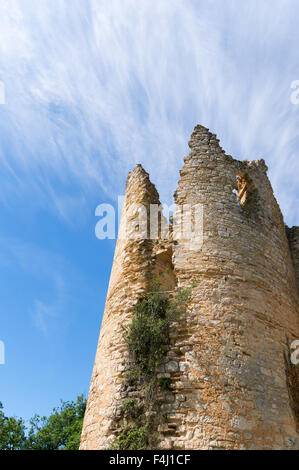 Le Château de Roussillon una rovina il castello medievale a Saint-Pierre-Lafeuille, Midi-Pirenei, Francia, Europa Foto Stock