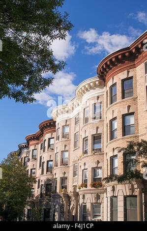 Le case o gli appartamenti lungo la 8th Street, Park Slope storico distretto di Brooklyn, New York, Stati Uniti d'America Foto Stock