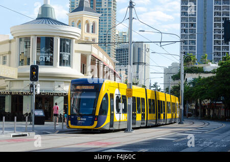 G:collegamento tram, Surfers Paradise Boulevard, Surfers Paradise, Gold Coast, Queensland, Australia Foto Stock
