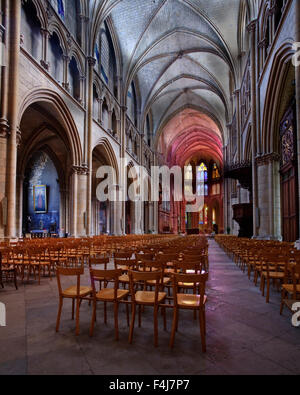 La Cattedrale di Saint-Cyr-et-Sainte-Julitte de Nevers, Borgogna, in Francia, in Europa Foto Stock