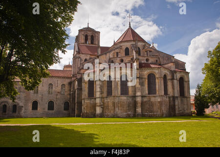 La Basilique di Sainte Madeleine de Vezelay, un undicesimo secolo monastero benedettino, UNESCO, Yonne, Borgogna, Francia Foto Stock