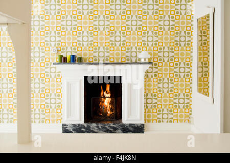 Home interno con caminetto Home interno con caminetto