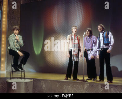 Vaso di fiori gli uomini REGNO UNITO gruppo pop nel 1967. Da sinistra Tony Burrows, Peter Nelson, Robin Shaw, Neil Landon. Foto Tony Gale Foto Stock