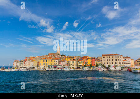 Rovigno, bellissima città vecchia in Istria della Croazia, Europa. Foto Stock