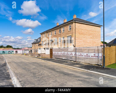 dh Building site flats REDROW HOMES UK ENGLAND New houses case in costruzione costruire case in vendita Foto Stock