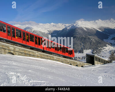 Il treno Parsenn di Davos, in Svizzera Foto Stock