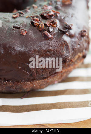 Macro shot della ciambella di cioccolato Foto Stock