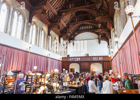 Inghilterra, Londra Greenwich Eltham, Eltham Palace Art Deco Fiera antiquaria Foto Stock