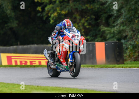 N. 21. Bennetts Suzuki cavalcato da Josh acque nel round finale del Campionato BSB a Brands Hatch. Foto Stock